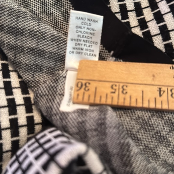 Banana Republic Black and White Long Sleeve Knit Dress Size S - Picture 6 of 7